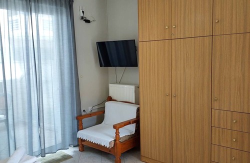 Paralio Astros Apartment | New Panorama Studios (ELECTRIC CAR CHARGING STATION)