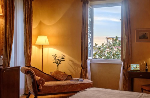 Old Town Hotel | Siora Vittoria Boutique Hotel