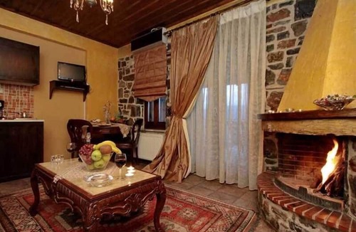 Levidi House | Menalia Villas & Suites