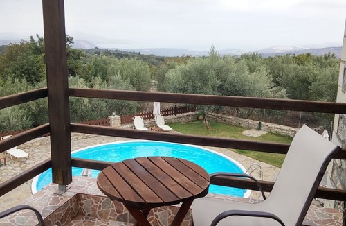 Melidoni Villa | Stratos Villas