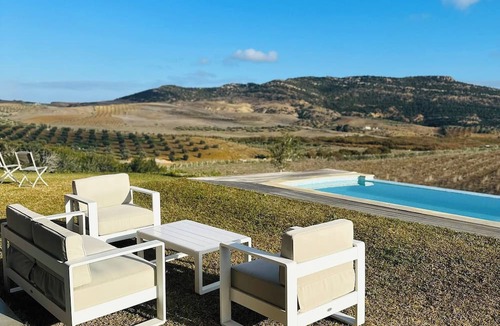 Nabeul Governorate Villa | Lake Villa 3 Bedrooms