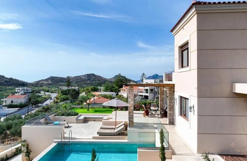Lefkogeia Villa | Amorelia Casa
