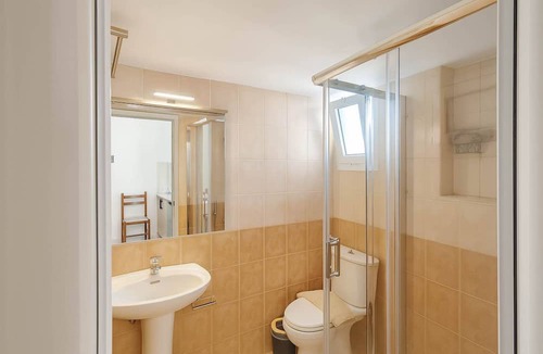 Agia Pelagia Apartment | Beachfront Panorama Aprtmnts - Kythira Seaside Gem
