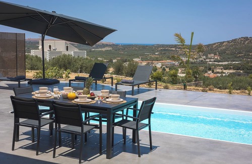 Dafni Villa | Moirai Pavilions Luxury Villas