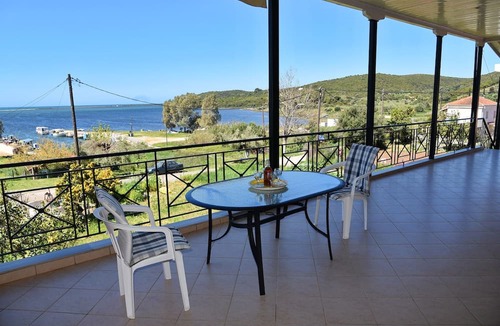 Agios Nikolaos Apartment | Nikolas House Beside the sea Next to Lefkada