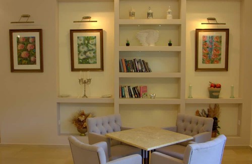 Gouvia Hotel | Art Hotel Debono