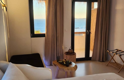 Agios Stefanos Hotel | Elli Tropical Suites