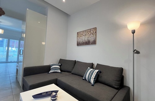 Omonia Apartment | Chic Studio in the Heart of the City