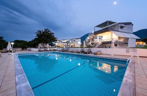 Chalcis Hotel | Blue Marine Village