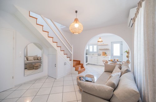 Old Town Naxos House | Disis Residence Naxos Independent Holiday Home