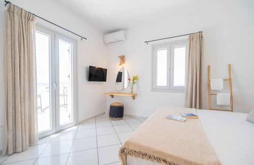 Old Town Naxos House | Disis Residence Naxos Independent Holiday Home