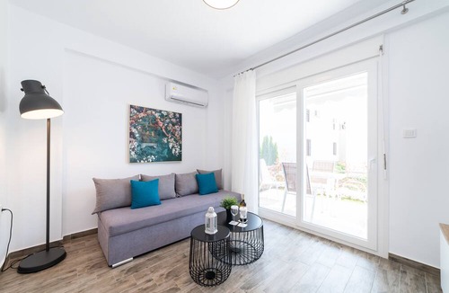 Ofrinion Apartment | One Bedroom Apartment in Kleoniki & Irida Residential Complexes