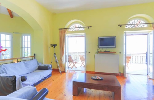 Katavolos Villa | House On The Rocks in Nisaki