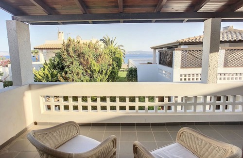 Plepi Apartment | Beachside fully equipped flat with seaview