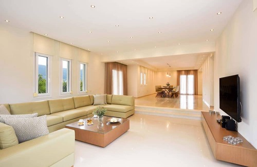 Souda Villa | Luxury Villa Melitini
