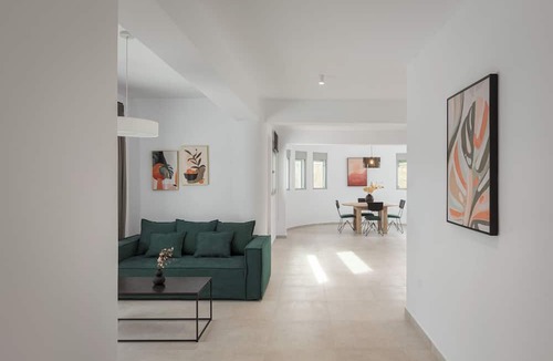 Isthmia House | Cavos Residence with Private Jacuzzi