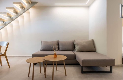 Kalamata Marina Apartment | Neilise - Modern Retreat in Central Kalamata