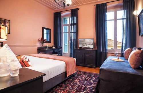 Amfikleia-Elateia Hotel | Archontiko Parnassus Dadi