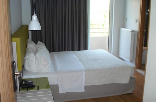 Khalandrion House | Elements Rooms and Apartments