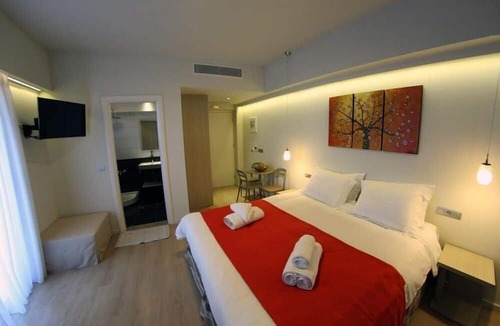 Lixouri Hotel | Aura Boutique Hotel