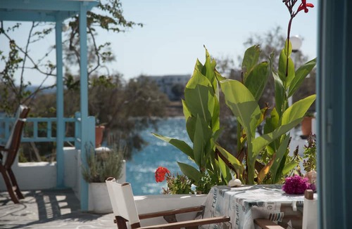 Piso Livadi Hotel | Paros Carmel