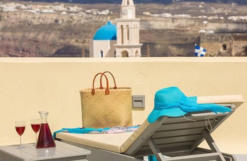 Akrotiri Villa | Love Nest villa