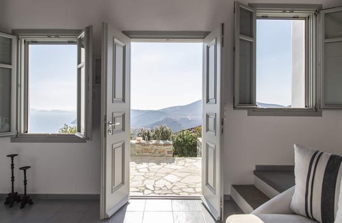 Ano Meria House | Provalma