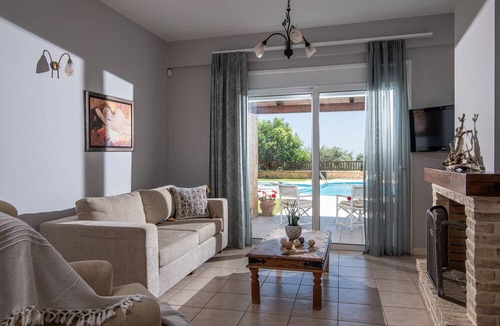Gerani Villa | Gerani Villas
