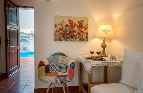 Atsipopoulo Apartment | 9 -Relaxing Holiday Home with Privacy & Freedom