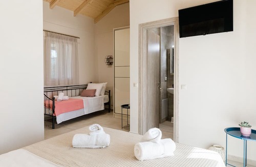 Agios Ioannis Apartment | Seadrop Suites