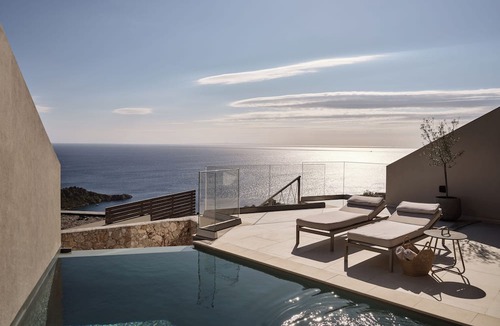 Elation Villa | Yoma Cove Suites