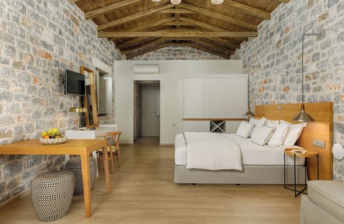 Limeni Apartment | Trapela Limeni Luxury Suites