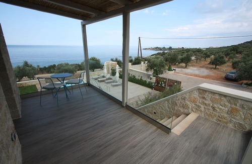 Lefktron Villa | Katergo Luxury Villas