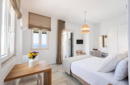 Exomvourgo Villa | Vathi Bleu Private Villas