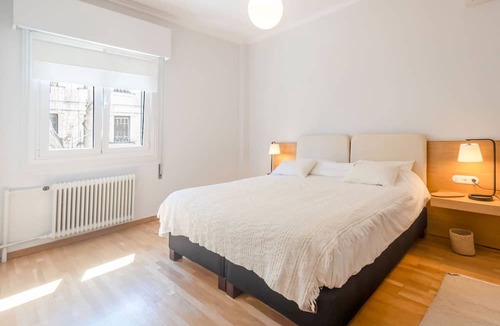 Makrigianni Apartment | Unbeatable Acropolis | Elegant 2-Bedroom Apartment on Areopagitou