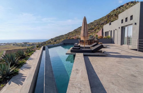 Kamari Villa | Anzo Villas