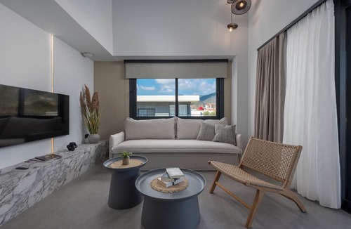 Sarti Villa | Viridian Exclusive Villas