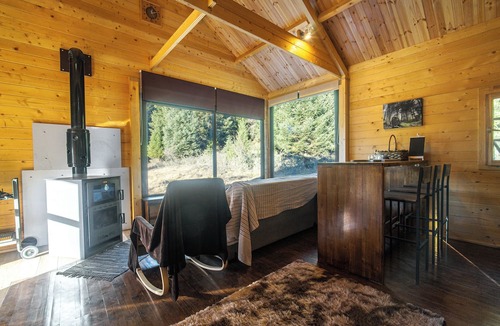 Vlacherna Cabin | Wood Cabin by the River