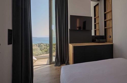 Kilada Villa | Villa Porthyra