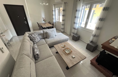 Aigio Apartment | The Great Escape