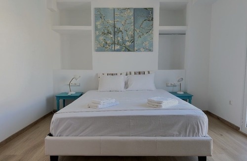 Omonia Apartment | 6th Floor Skyline View Studio 2 in Athens