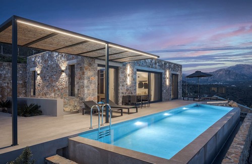 Agios Vasileios Villa | Neromai Cave Luxury Villas