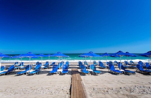Platanes Apartment | Marinos Beach Hotel