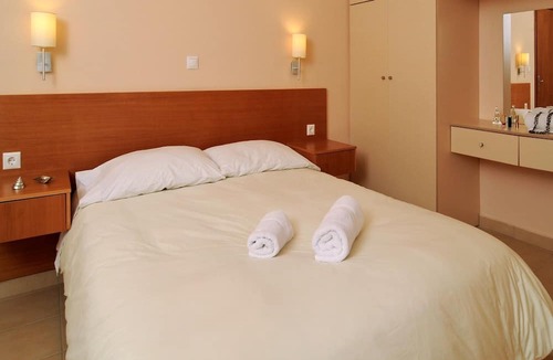 Nea Tirintha Villa | Karayiannis Villas