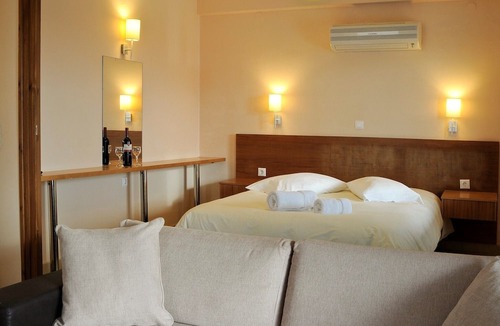 Nea Tirintha Villa | Karayiannis Villas