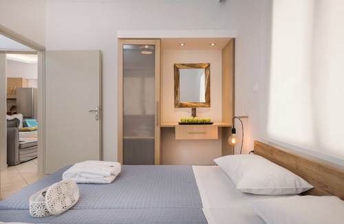 Nea Chora Villa | luxsuites