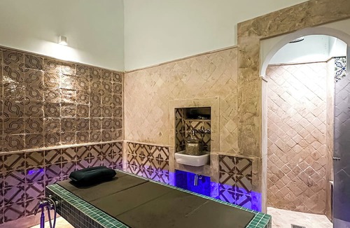 Medina of Tunis Apartment | Dar Ben Turkia