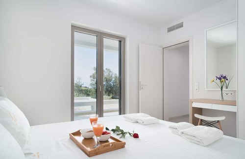 Panormos Villa | Sofia Luxury Villas