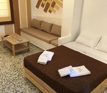 Troulos Apartment | Villa Jeanna