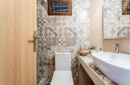 Messini Apartment | Petalidi Olive Garden Stone House near the beach
